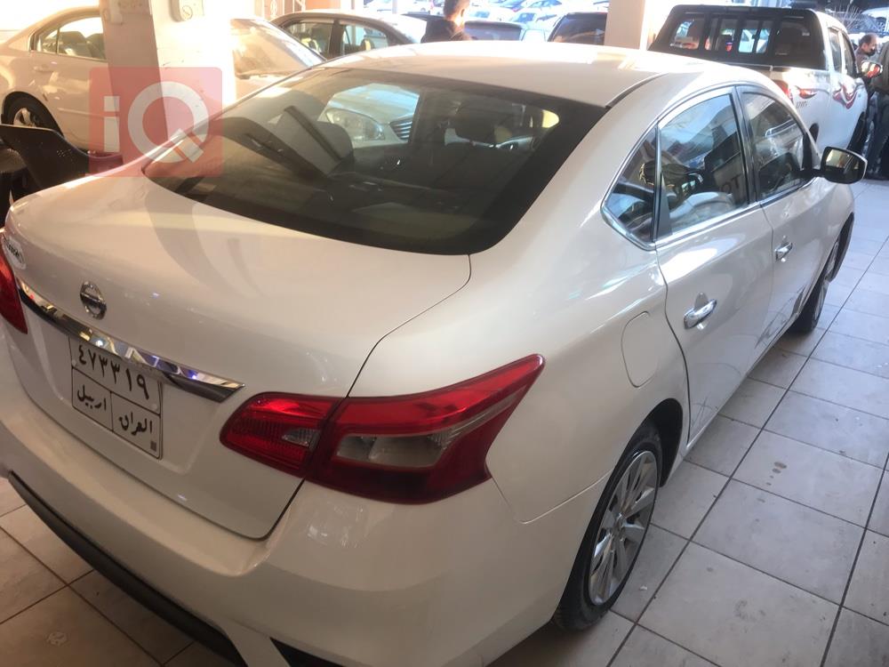 نيسان سنترا